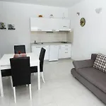Appartement With Parking Space Sveti Filip I Jakov, Biograd - 25177 Sveti Filip i Jakov